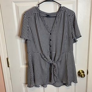 Torrid short sleeve blouse